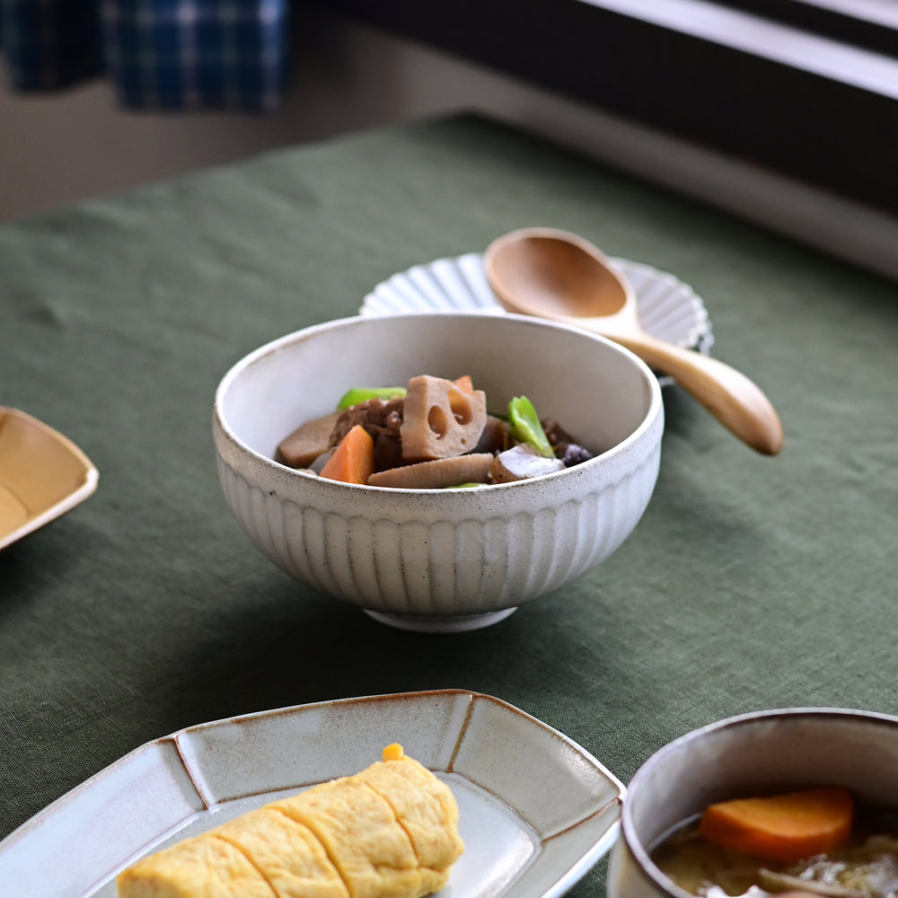 Studio M' – Ema's Table