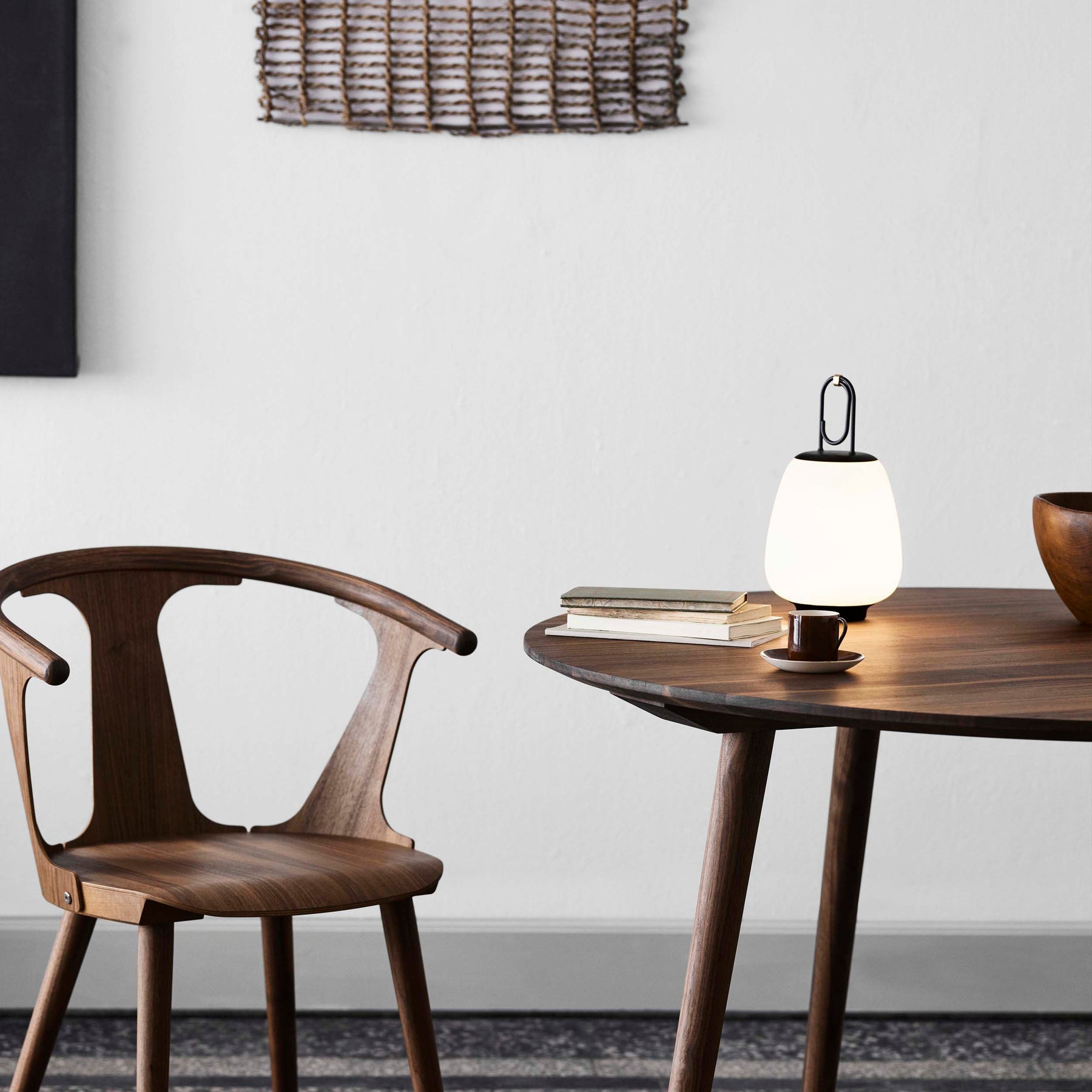 Lucca Portable Table Lamp SC51